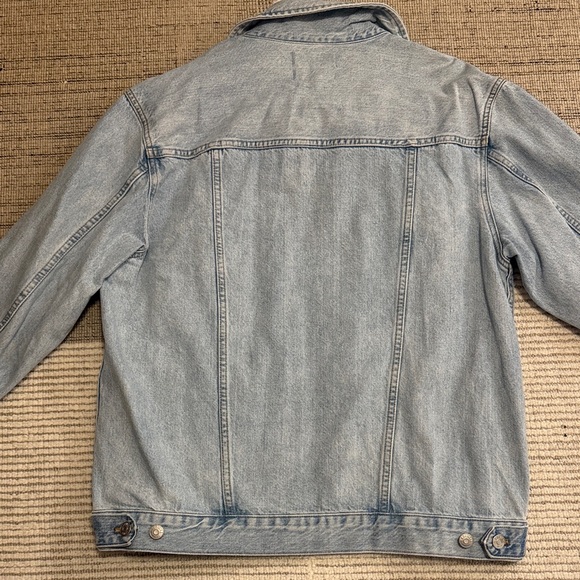 Oversized Trucker Denim Jacket - Picture 5 of 5